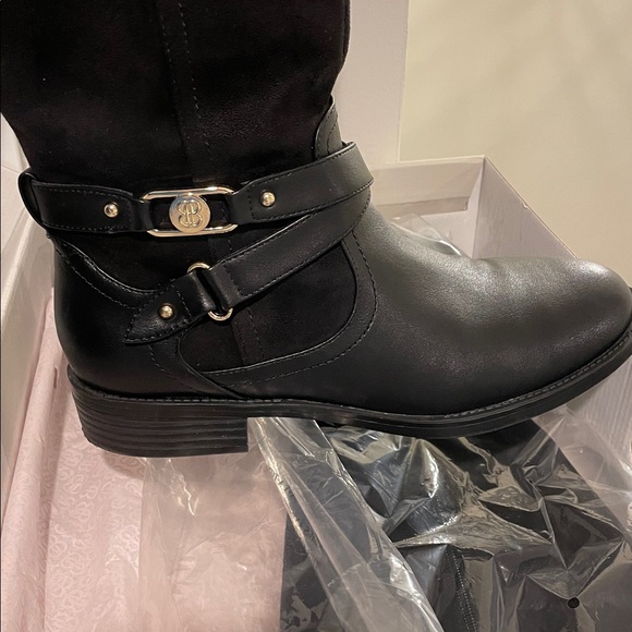 New Bandolino black leather boots in size 8 1/2 medium - Picture 9 of 10